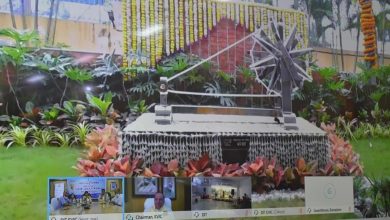 Photo of KVIC Commemorates Gandhi Jayanti by Unveiling Charkha at Mumbai Office