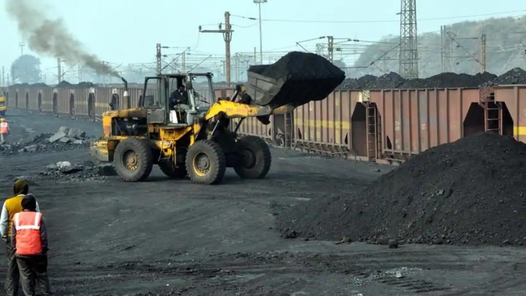 Coal Ministry Opens Bids For Commercial Coal Mining Auction Indian Psu Public Sector 1512