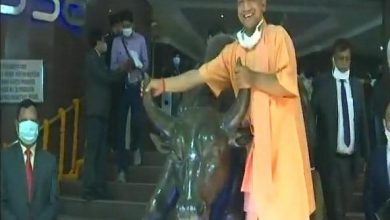 Photo of UP CM Creates History As Uttar Pradesh Government’s First 200 Crore Lucknow Municipal Bond Listed On BSE