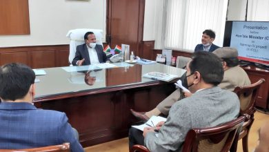 Photo of Union Minister For Chemicals & Fertilizers Chairs Meeting On Upcoming Urea Plant At Namrup In Assam