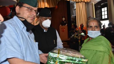Photo of Uttarakhand CM Honours Soldiers, Ex-Servicemen And Veterans
