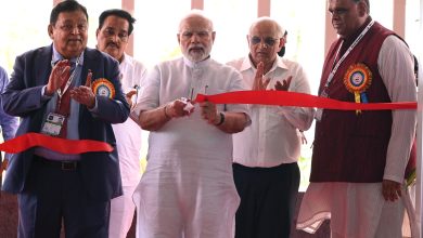 Photo of Prime Minister Narendra Modi Inaugurates Hospital Complex And Education & Skill-Building Campus in South Gujarat