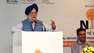 Photo of Hardeep Singh Puri Launches National Initiative For Promotion Of Upskilling Of Nirman Workers (NIPUN)