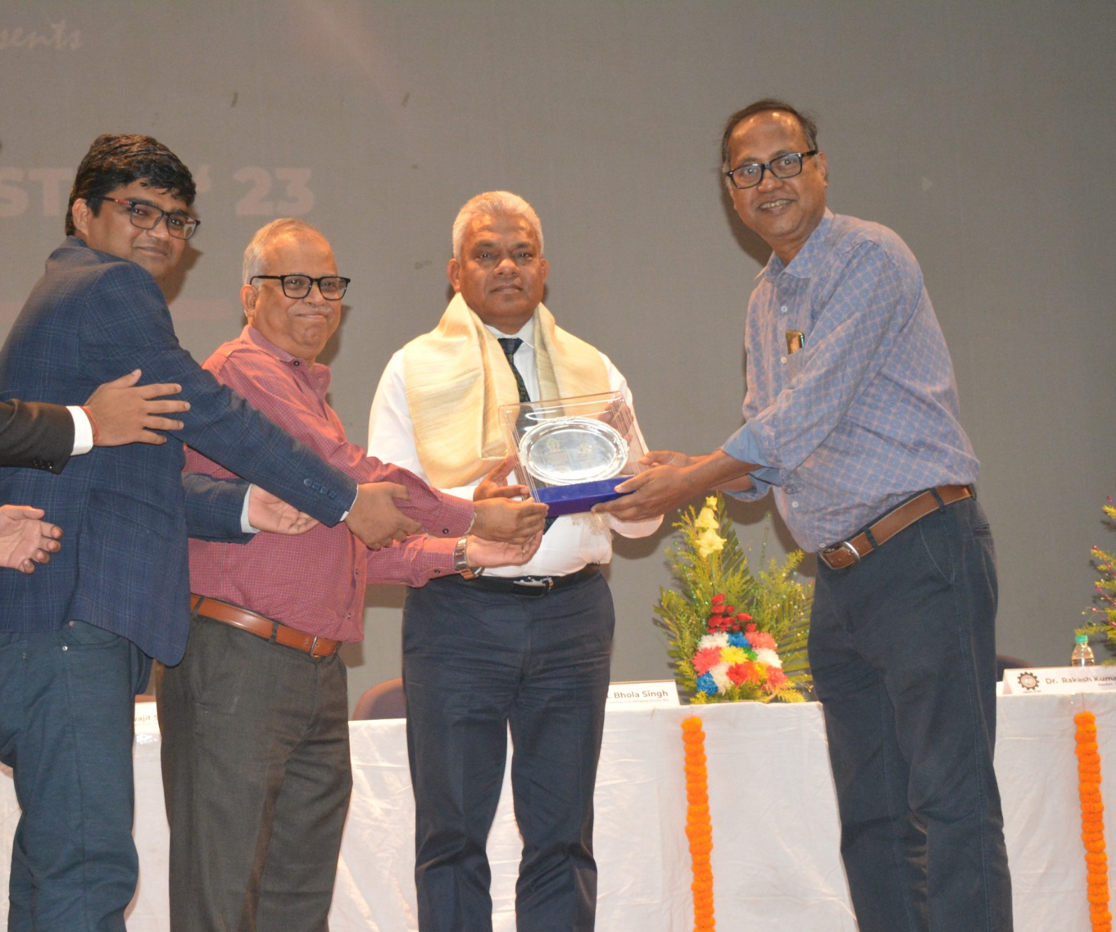 CMD NCL Conferred With TMES Lifetime Achievement Award - Indian PSU ...