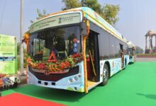 Photo of Union Petroleum Minister Flags-off 1st Green Hydrogen Fuel Cell Bus In New Delhi