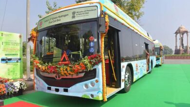 Photo of Union Petroleum Minister Flags-off 1st Green Hydrogen Fuel Cell Bus In New Delhi