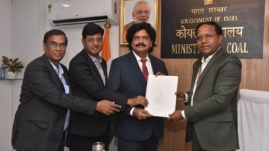 Photo of Coal Ministry Signs Agreements For Three Coal Mines