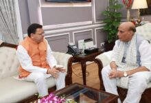 Photo of Uttarakhand CM Calls On Raksha Mantri Rajnath Singh, Seeks Cantonment Merger And Disaster Support Waivers