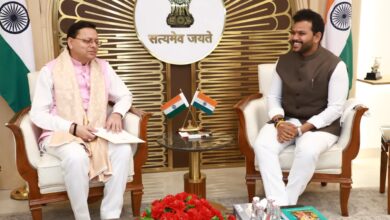 Photo of Dhami Discusses Expansion of Air Services in Uttarakhand with Union Civil Aviation Minister