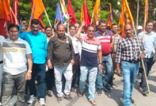 Photo of Employees of Ordnance Factories Submit Advance Option Forms to Remain in Central Government Service