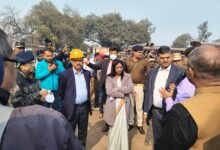 Photo of Jharkhand Chief Secretary Avinash Kumar Reviews Relief, Rehabilitation Work in Kenduadih Gas-Affected Area