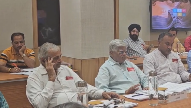 Photo of Railway Trackmen’s Patrolling Burden Sparks Row; AIRF Asks Why 20 KM When 12 KM Is Enough